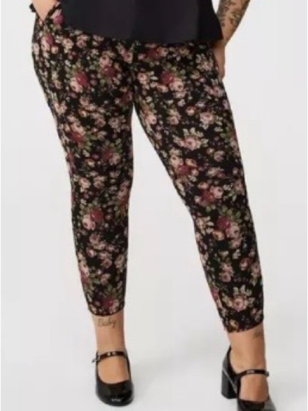 Torrid Floral Print Cropped Pocket Leggings - Size 1X - NWOT!